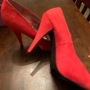 Size 10 women’s XAPPEAL 4 inch heels